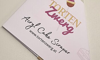 tortenzwerg cake scraper